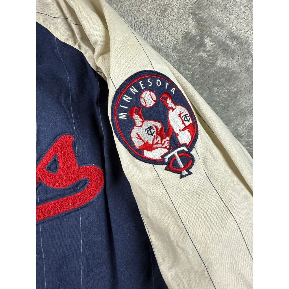 Minnesota Twins Mitchell & Ness Zip Up Jacket Size XL